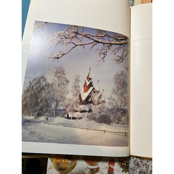 Christmas In Scandinavia  Book Goblins Lucia's Day Decorations Recipes Tradition - Picture 4 of 12